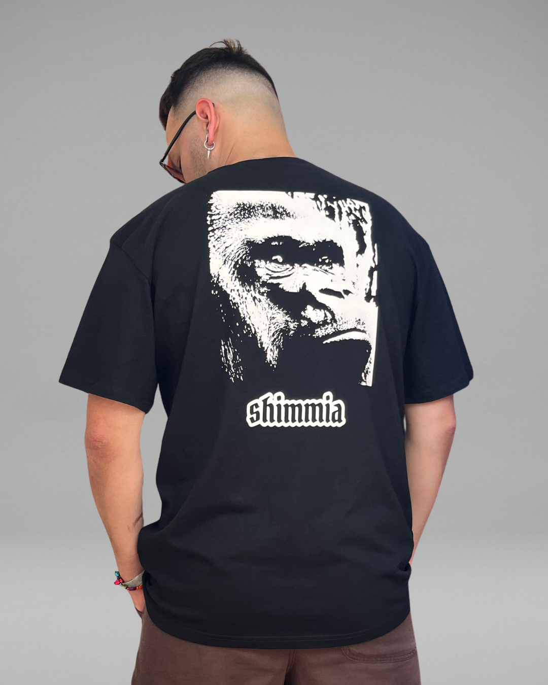 gorilla backprint premium tee